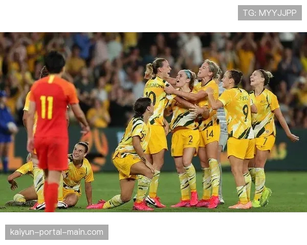 维拉教练组拖延比赛行为 红牌规则适用于官员 维拉教练组拖延比赛行为 红牌规则适用于官员